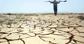 مردم برای بحران کشور دعای باران بخوانند ! مردم برای بحران کشور دعای باران بخوانند !