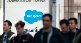 Salesforce از اخراج ۴ هزار کارمند و جایگزینی آنها با هوش مصنوعی پشیمان است Salesforce از اخراج ۴ هزار کارمند و جایگزینی آنها با هوش مصنوعی پشیمان است