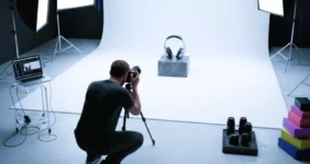 صاحبان فروشگاه آنلاین: با این ۱۴ پرامپت طراحی عکس محصول، با عکاسی خداحافظی کنید صاحبان فروشگاه آنلاین: با این ۱۴ پرامپت طراحی عکس محصول، با عکاسی خداحافظی کنید