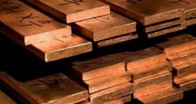 فشار فروش در بازار جهانی مس؛ تردید سرمایه گذاران، تعطیلات چین و تقاضای ضعیف فشار فروش در بازار جهانی مس؛ تردید سرمایه گذاران، تعطیلات چین و تقاضای ضعیف