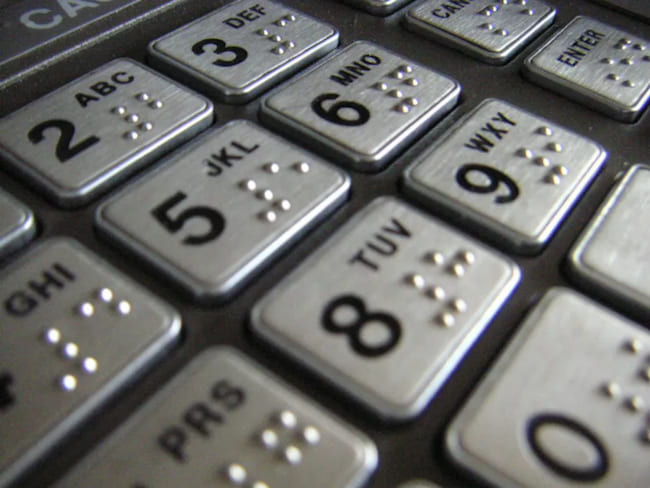 هکرها در آمریکا پول خودپردازها را خالی میکنند atm-numpad.jpg