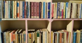 چرا بعضی کتابها کمیاب یا نایاب میشوند؟ چرا بعضی کتابها کمیاب یا نایاب میشوند؟