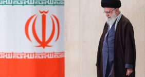 امام شهید انقلاب: خط مقدم "فضا" است امام شهید انقلاب: خط مقدم "فضا" است