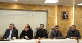 جزئیات نشست جمعی از نمایندگان با وزیر بهداشت؛ تأکید بر کنترل قیمت دارو جزئیات نشست جمعی از نمایندگان با وزیر بهداشت؛ تأکید بر کنترل قیمت دارو