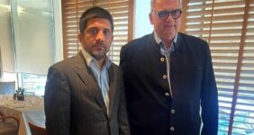 تهدید رئیس فدراسیون کشتی ایران برای بازنگری در میزبانی مسابقات جهانی آمریکا تهدید رئیس فدراسیون کشتی ایران برای بازنگری در میزبانی مسابقات جهانی آمریکا