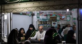 «خادم و خیابان» و روایت همبستگی مردم در برابر تجاوز دشمن «خادم و خیابان» و روایت همبستگی مردم در برابر تجاوز دشمن