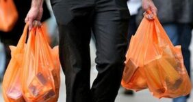 خداحافظی با کیسههای نایلونی رایگان در فروشگاهها/ قیمتگذاری کیسههای پلاستیکی کلید خورد خداحافظی با کیسههای نایلونی رایگان در فروشگاهها/ قیمتگذاری کیسههای پلاستیکی کلید خورد