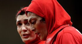 جنجال عجیب در فدراسیون ووشو / کار خواهران منصوریان به دادگاه و شکایت کیفری کشید جنجال عجیب در فدراسیون ووشو / کار خواهران منصوریان به دادگاه و شکایت کیفری کشید