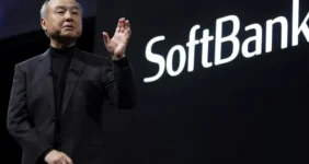 مدیرعامل سافتبانک: انقلاب هوش مصنوعی ۵۰ برابر بزرگتر از رشد دوره داتکام است مدیرعامل سافتبانک: انقلاب هوش مصنوعی ۵۰ برابر بزرگتر از رشد دوره داتکام است
