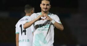خرید آیندهدار سرخها در آستانه رونمایی خرید آیندهدار سرخها در آستانه رونمایی