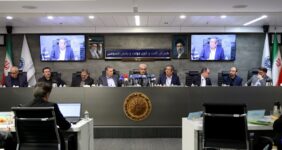 مدنیزاده: روش فعلی قیمتگذاری دارو پاسخگو نیست | همتی: محدودیت بانکی صادرکنندگان عراق رفع میشود مدنیزاده: روش فعلی قیمتگذاری دارو پاسخگو نیست | همتی: محدودیت بانکی صادرکنندگان عراق رفع میشود