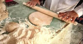 نانواییهای تهران برای مراسم تشییع رهبر شهید ۳ شیفته میشوند نانواییهای تهران برای مراسم تشییع رهبر شهید ۳ شیفته میشوند