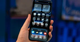 آپدیت iOS 27 دوشنبه از راه میرسد؛ اما بدون این دو ویژگی جدید آپدیت iOS 27 دوشنبه از راه میرسد؛ اما بدون این دو ویژگی جدید