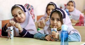 آیا امسال دانش آموزان در مدرسه «شیر» می خورند! آیا امسال دانش آموزان در مدرسه «شیر» می خورند!